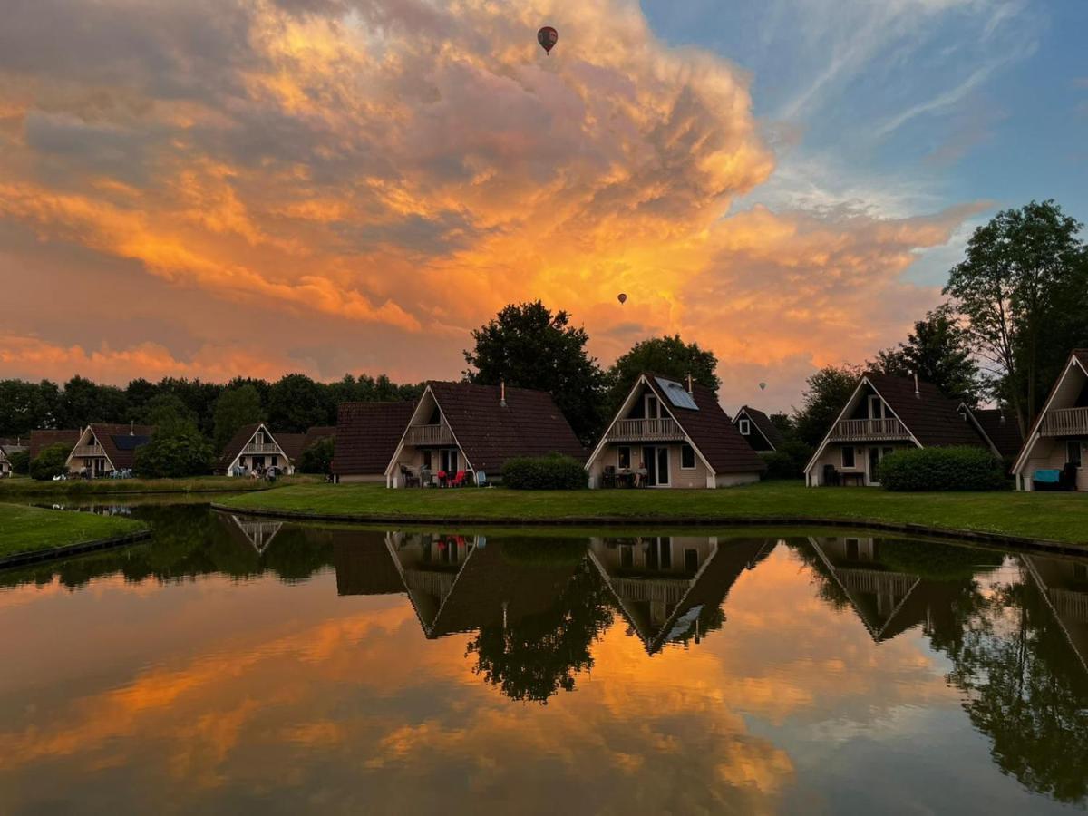 Vijverzicht 218 Met Whirlpool Gramsbergen Bagian luar foto